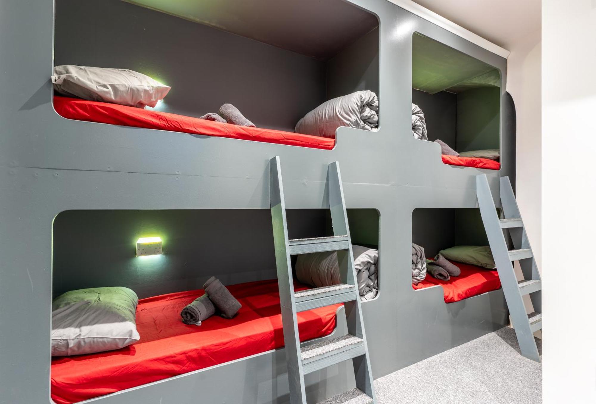 The Breckfield Aparthotel Liverpool Bagian luar foto
