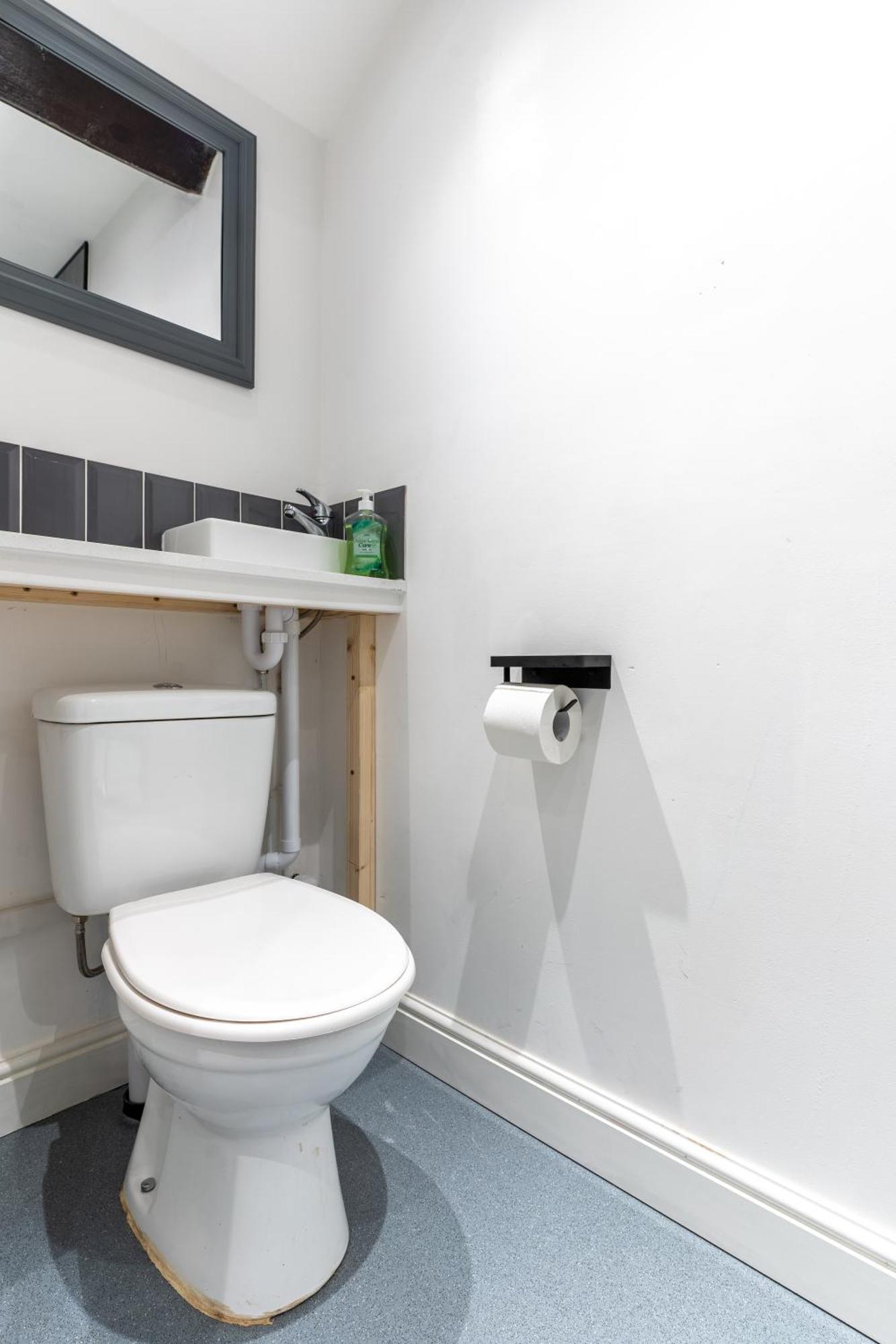 The Breckfield Aparthotel Liverpool Bagian luar foto