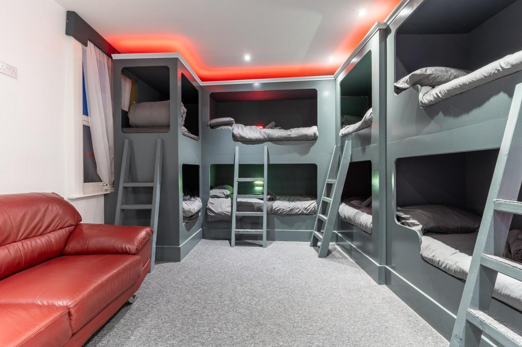 The Breckfield Aparthotel Liverpool Bagian luar foto